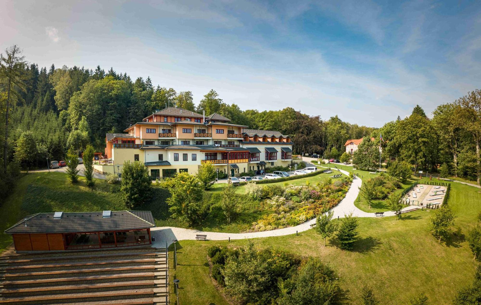 Hotel Studanka Rychnov nad Kneznou Exterior foto